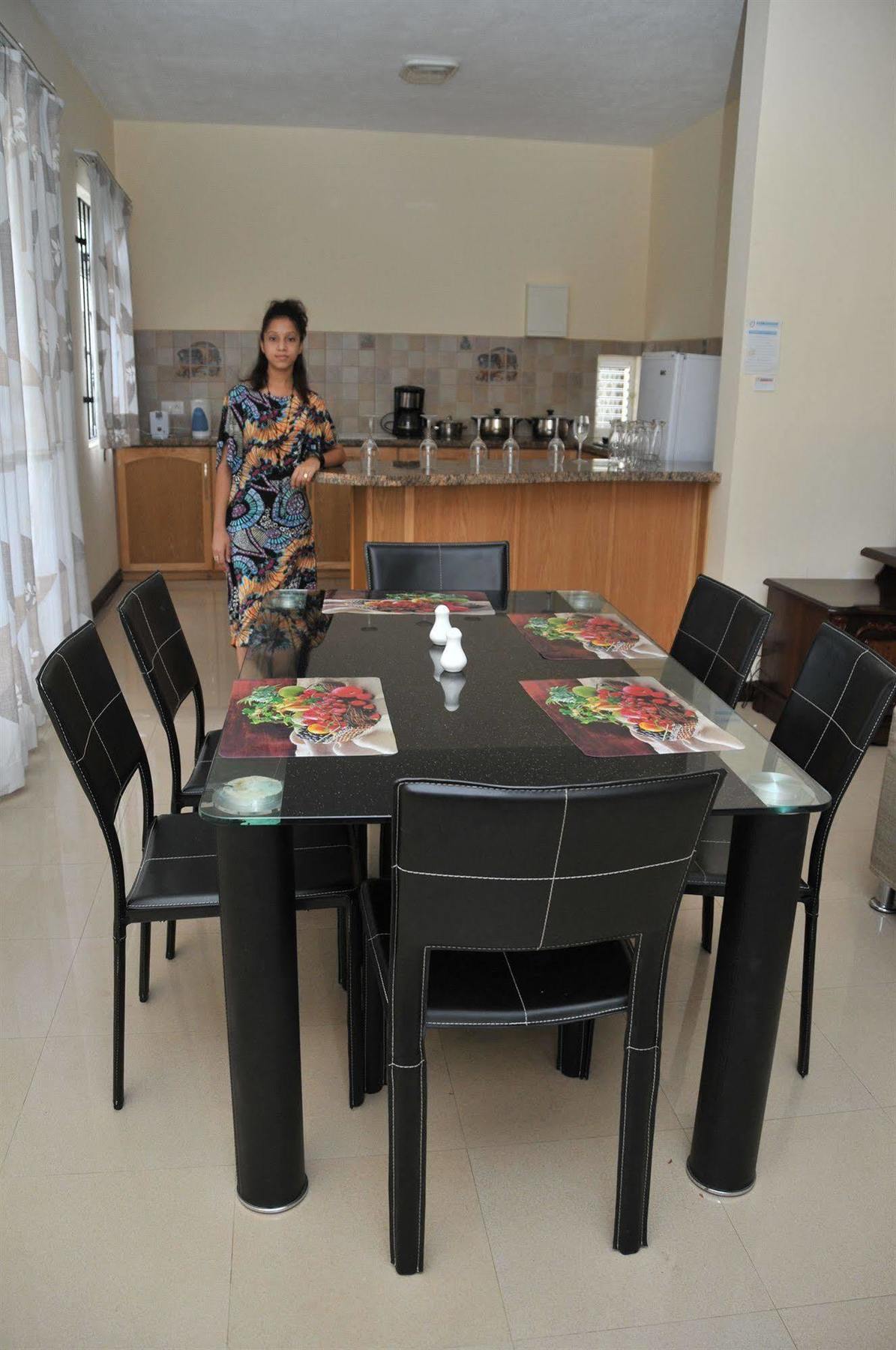Jet Villa Flic en Flac Ngoại thất bức ảnh